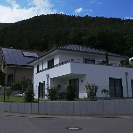 Semesterbostad Haus Edith Modern Retreat *